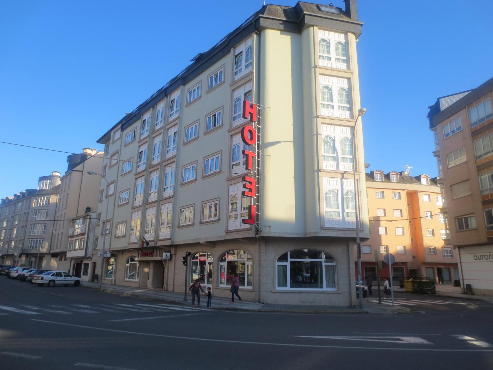 Hospedium Hotel La Marina Costa Da Morte Cee Exteriör bild