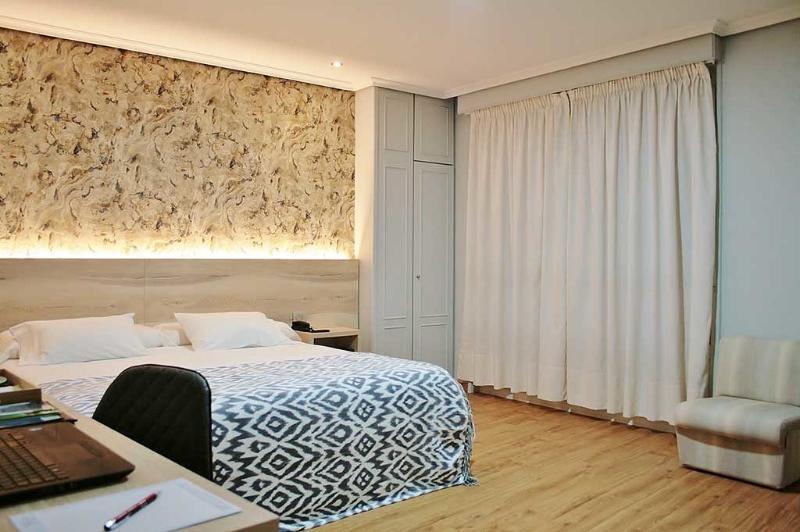 Hospedium Hotel La Marina Costa Da Morte Cee Exteriör bild